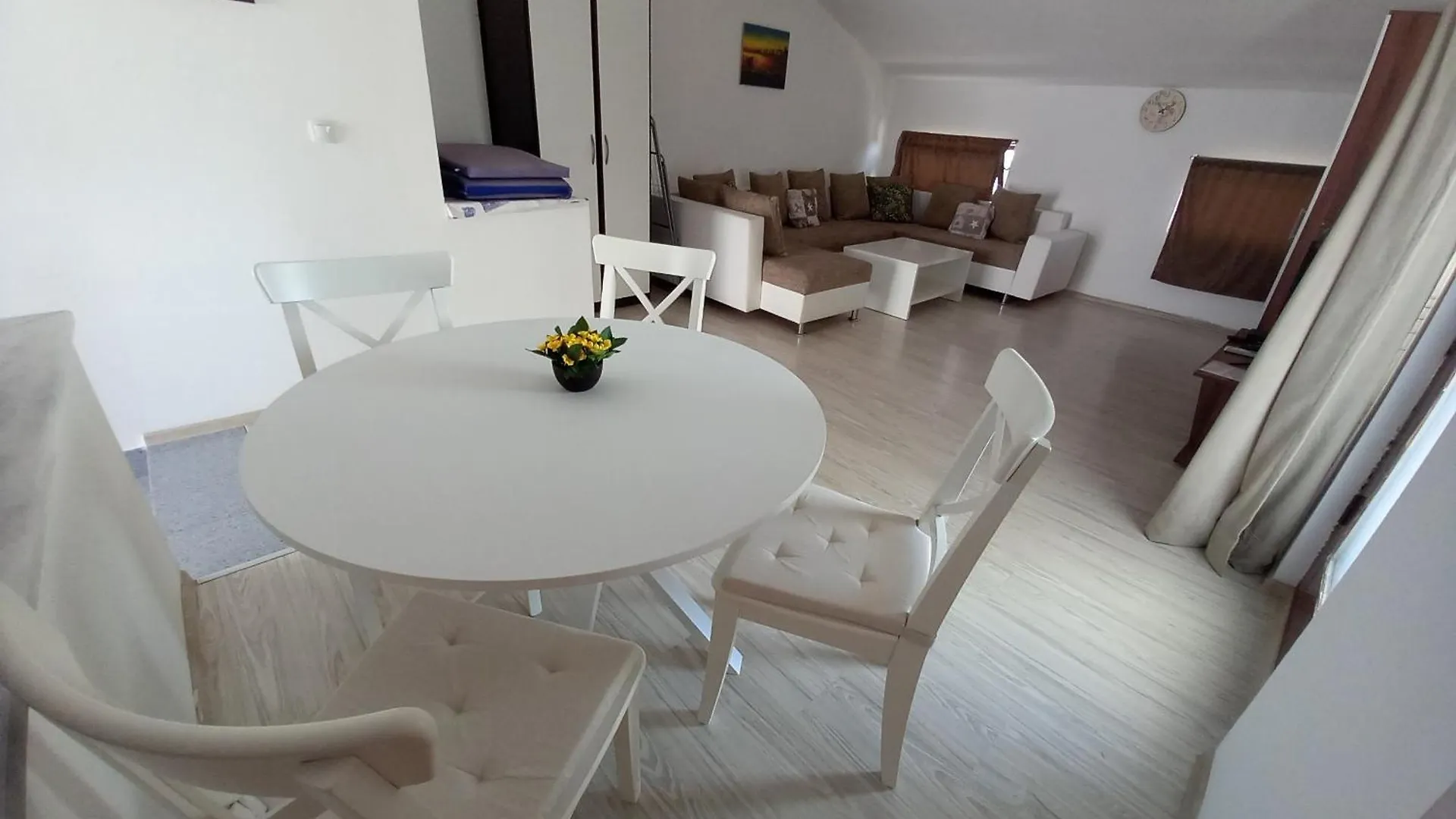 Apartmani Rab - Adrijana & Aleksandra Banjol 0*,