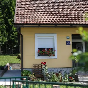 Vikendica House Provance